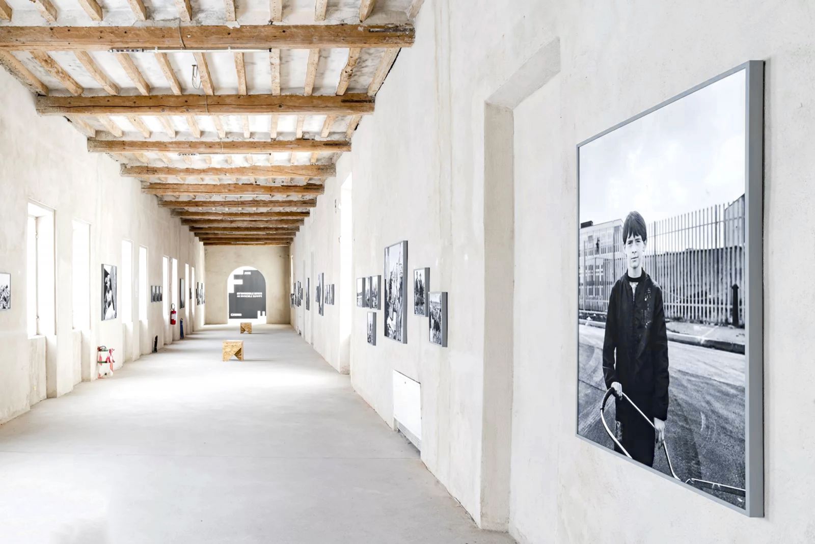 Una delle tantissime mostre fotografiche esposte a Reggio Emilia in occasione di Fotografia Europea. Questo tipo di festival fotografici come del resto il Cortona on the Move sono nostri clienti fissi con i quali abbiamo sviluppato sinergie durature e produttive.